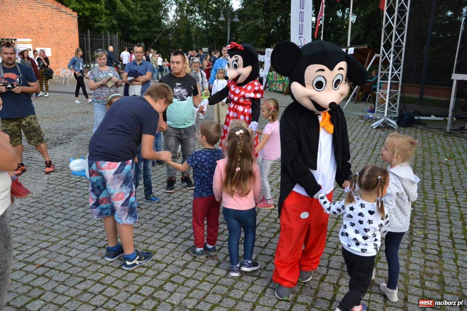 Zdjęcie w galerii na portalu naszraciborz.pl: „Raciborzanin - to brzmi dumnie” - II edycja festiwalu za nami [FOTO] wiadomości z regionu
