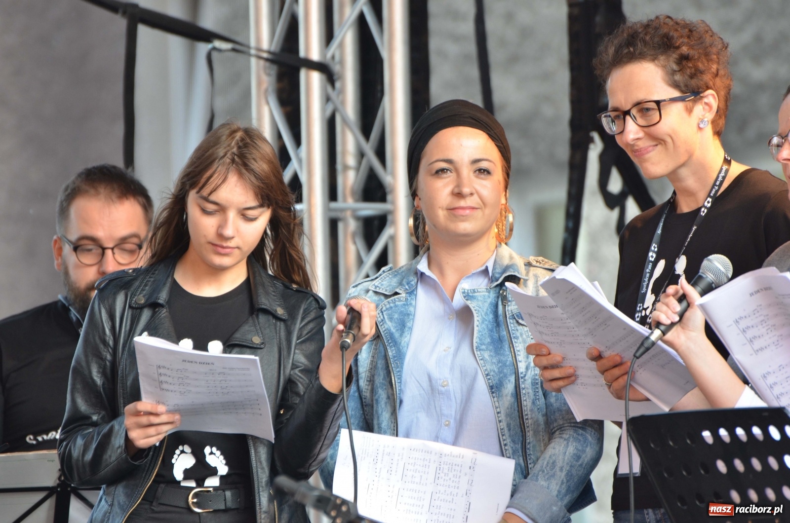 Zdjęcie w galerii na portalu naszraciborz.pl: Spotkałem Pana. Racibórz zabrzmiał muzyką chrześcijańską [FOTO i WIDEO] wiadomości z regionu