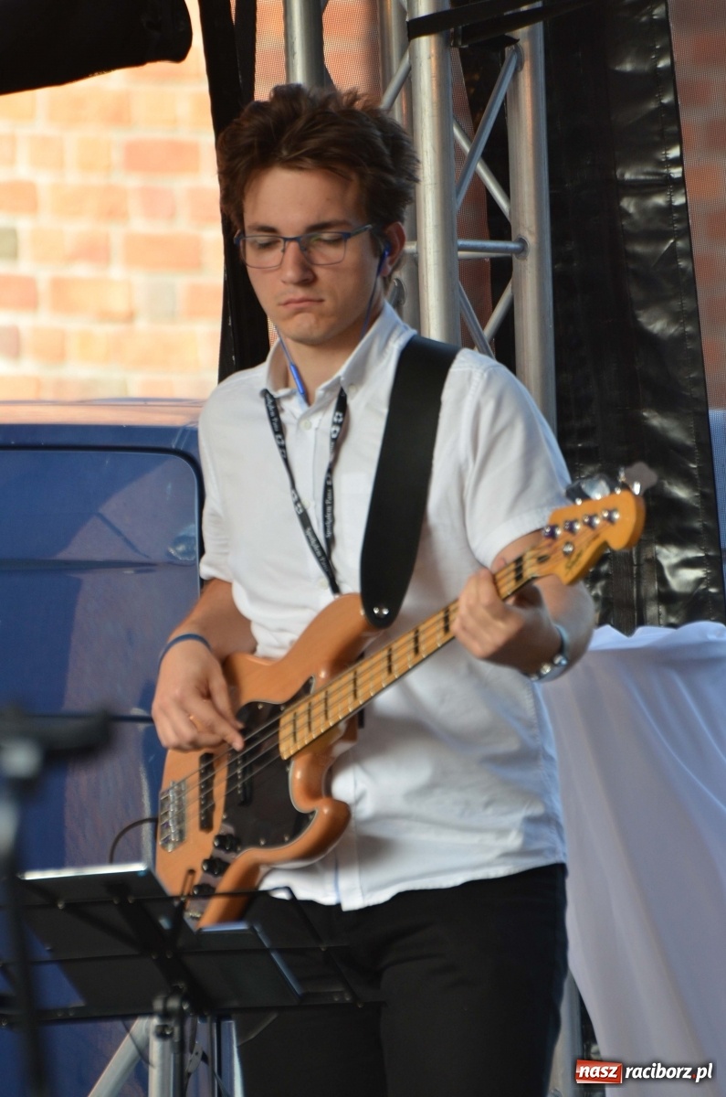 Zdjęcie w galerii na portalu naszraciborz.pl: Spotkałem Pana. Racibórz zabrzmiał muzyką chrześcijańską [FOTO i WIDEO] wiadomości z regionu