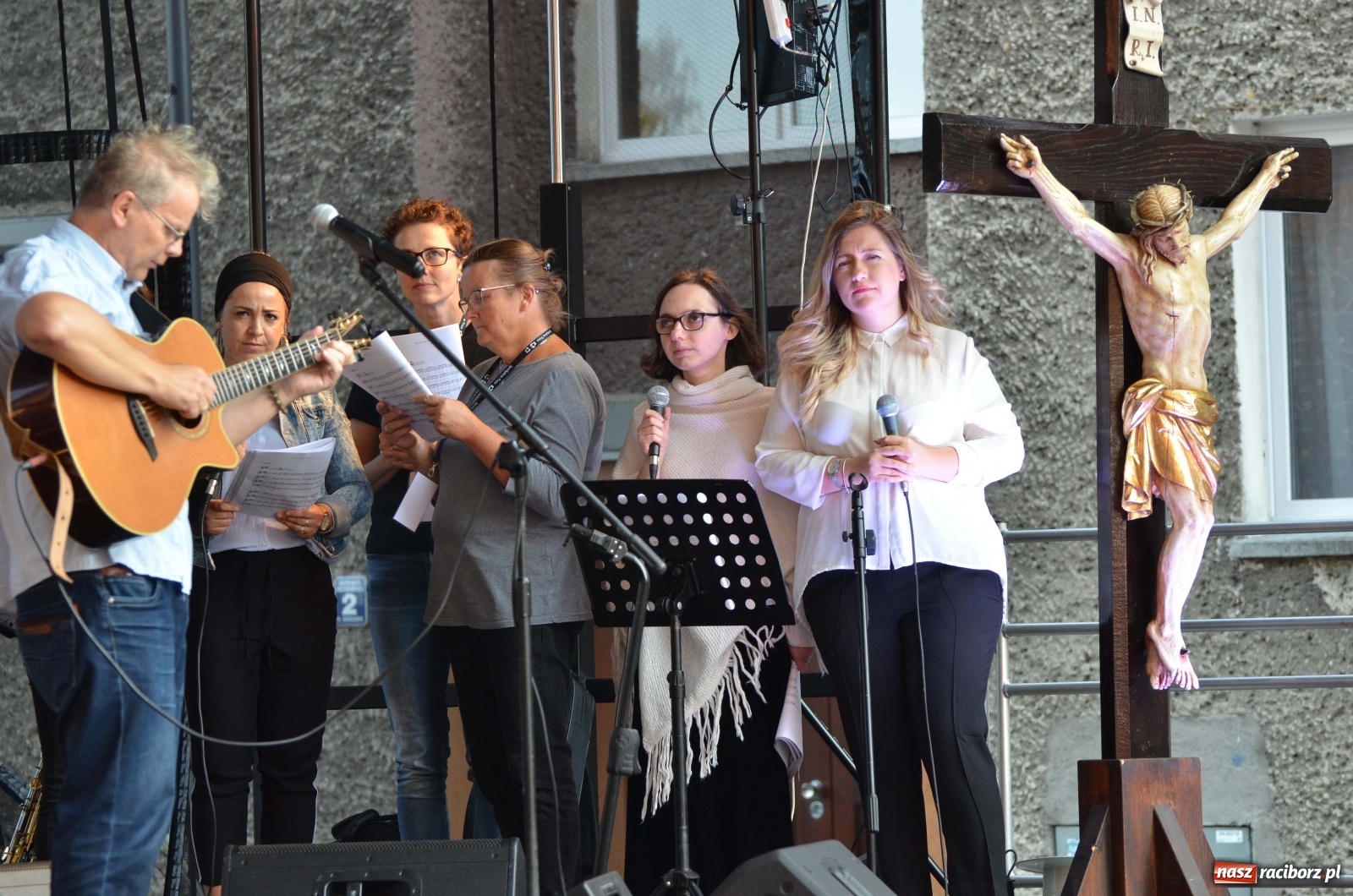 Zdjęcie w galerii na portalu naszraciborz.pl: Spotkałem Pana. Racibórz zabrzmiał muzyką chrześcijańską [FOTO i WIDEO] wiadomości z regionu