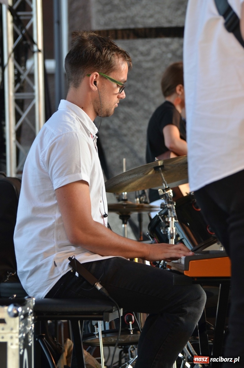 Zdjęcie w galerii na portalu naszraciborz.pl: Spotkałem Pana. Racibórz zabrzmiał muzyką chrześcijańską [FOTO i WIDEO] wiadomości z regionu