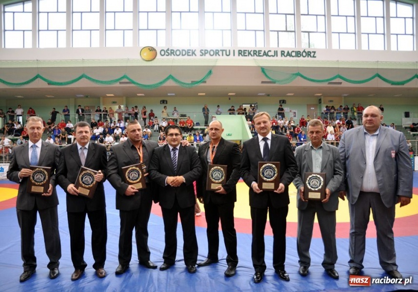 Zdjęcie w galerii na portalu naszraciborz.pl: USA kontra Rosja - pojedynek gigantów wiadomości z regionu