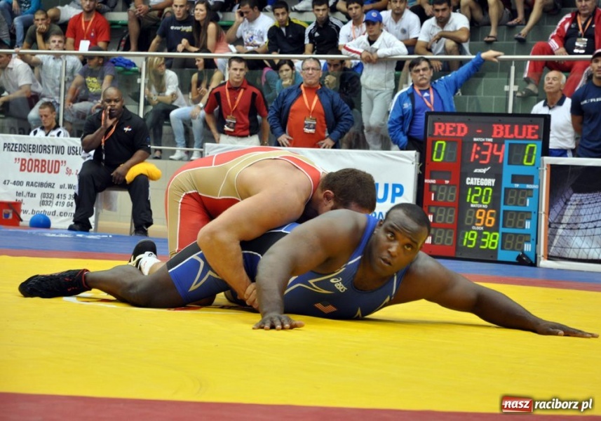 Zdjęcie w galerii na portalu naszraciborz.pl: USA kontra Rosja - pojedynek gigantów wiadomości z regionu