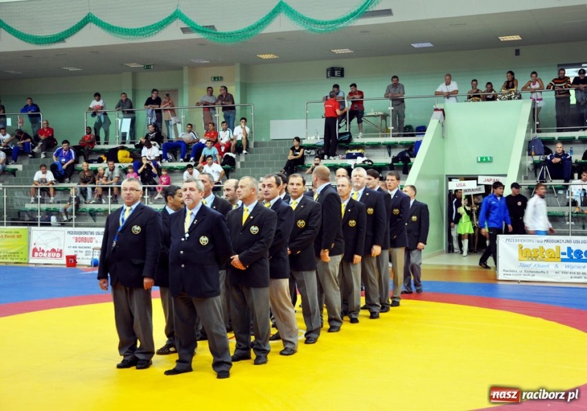 Zdjęcie w galerii na portalu naszraciborz.pl: USA kontra Rosja - pojedynek gigantów wiadomości z regionu