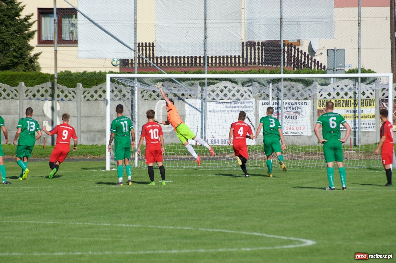Zdjęcie w galerii na portalu naszraciborz.pl: Granica pokonana. Druga wygrana Tworkowa [FOTO] wiadomości z regionu