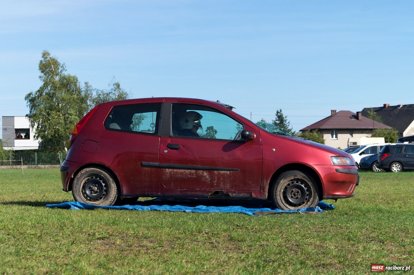 Zdjęcie w galerii na portalu naszraciborz.pl: Przeciąganie liny i królik do wygrania. Dożynki w Górkach Śląskich [FOTO] wiadomości z regionu