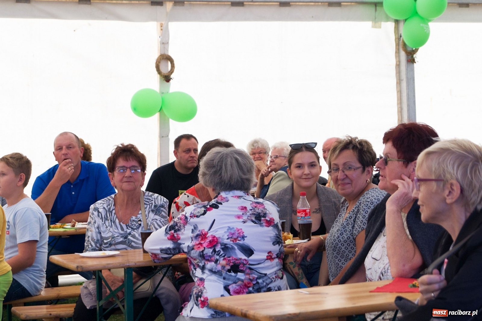 Zdjęcie w galerii na portalu naszraciborz.pl: Przeciąganie liny i królik do wygrania. Dożynki w Górkach Śląskich [FOTO] wiadomości z regionu
