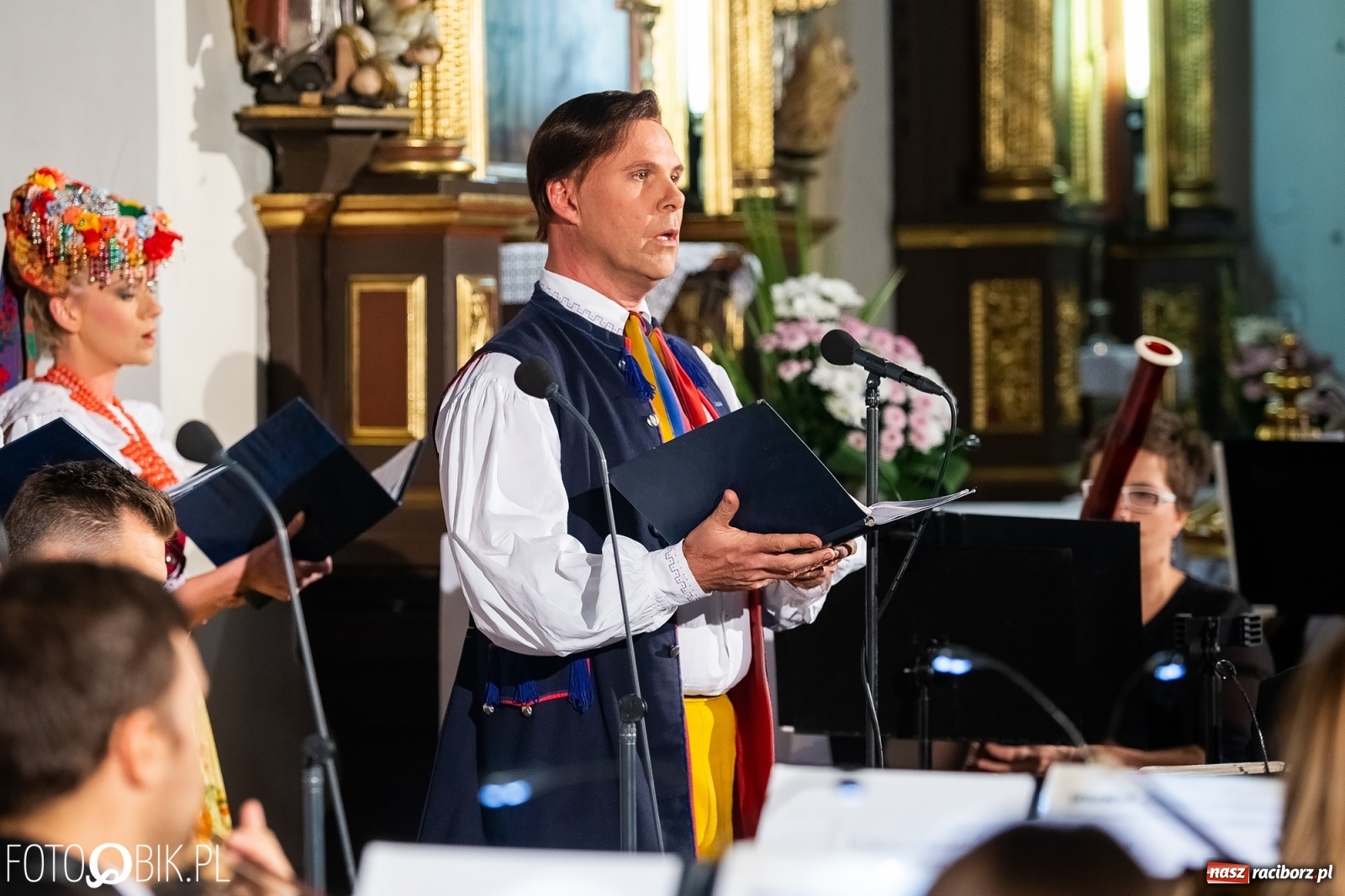 Zdjęcie w galerii na portalu naszraciborz.pl: Zespół Śląsk wystąpił w kościele farnym [FOTO i WIDEO] wiadomości z regionu