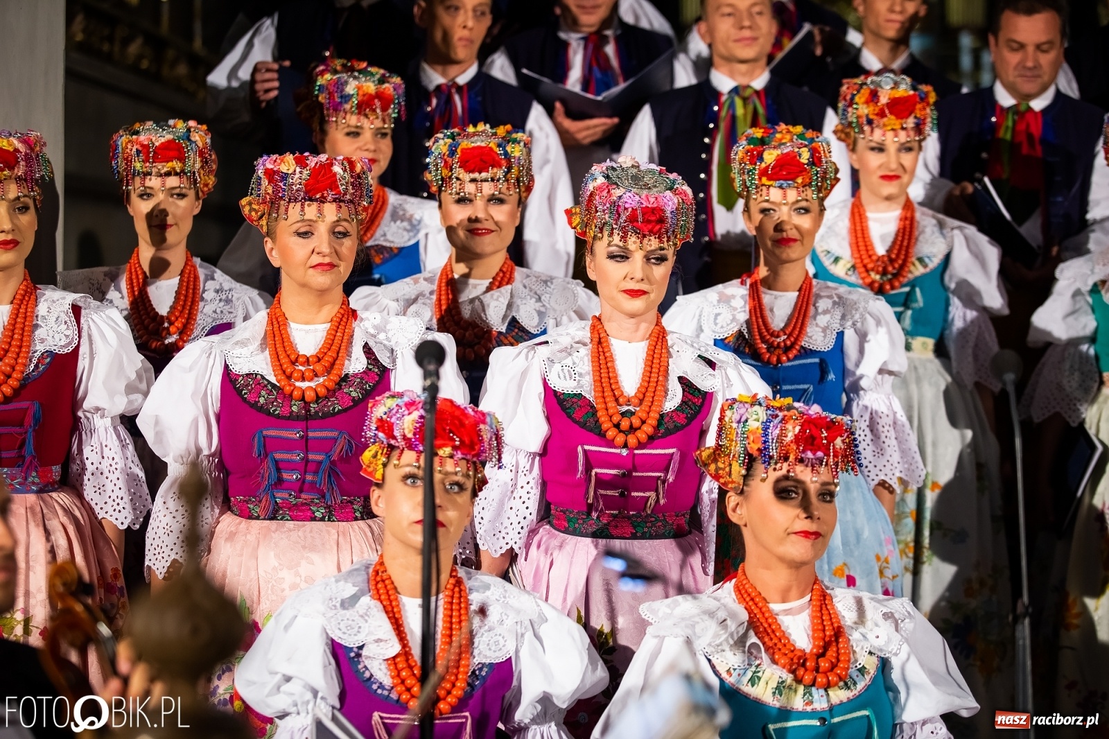 Zdjęcie w galerii na portalu naszraciborz.pl: Zespół Śląsk wystąpił w kościele farnym [FOTO i WIDEO] wiadomości z regionu