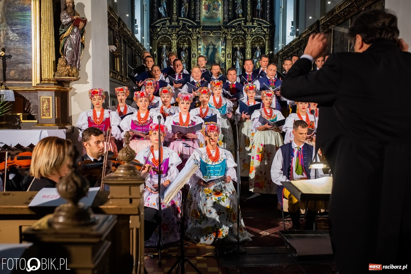 Zdjęcie w galerii na portalu naszraciborz.pl: Zespół Śląsk wystąpił w kościele farnym [FOTO i WIDEO] wiadomości z regionu
