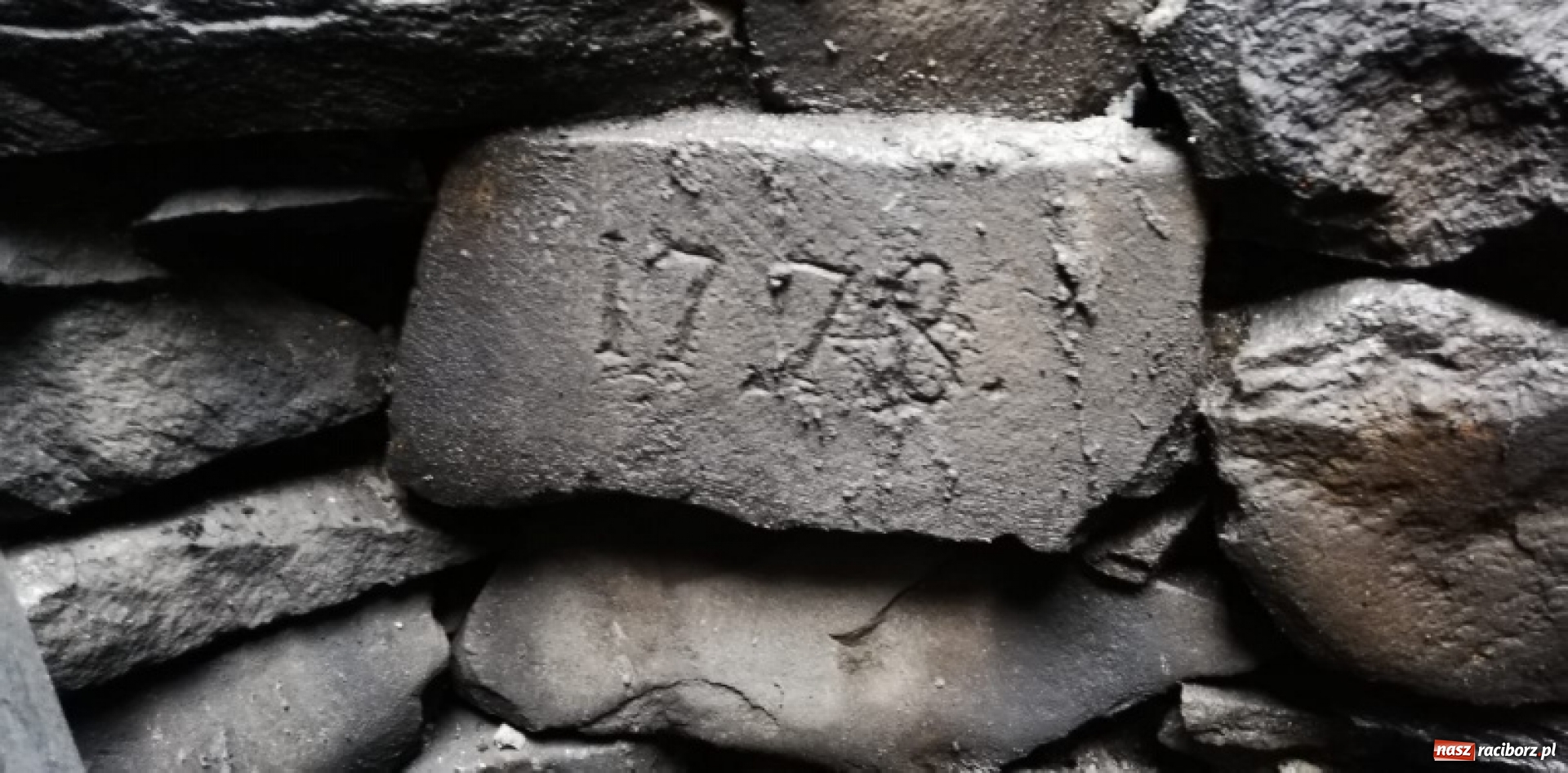 Zdjęcie w galerii na portalu naszraciborz.pl: W Krzanowicach odnaleziono studnię z końca XVIII wieku  wiadomości z regionu