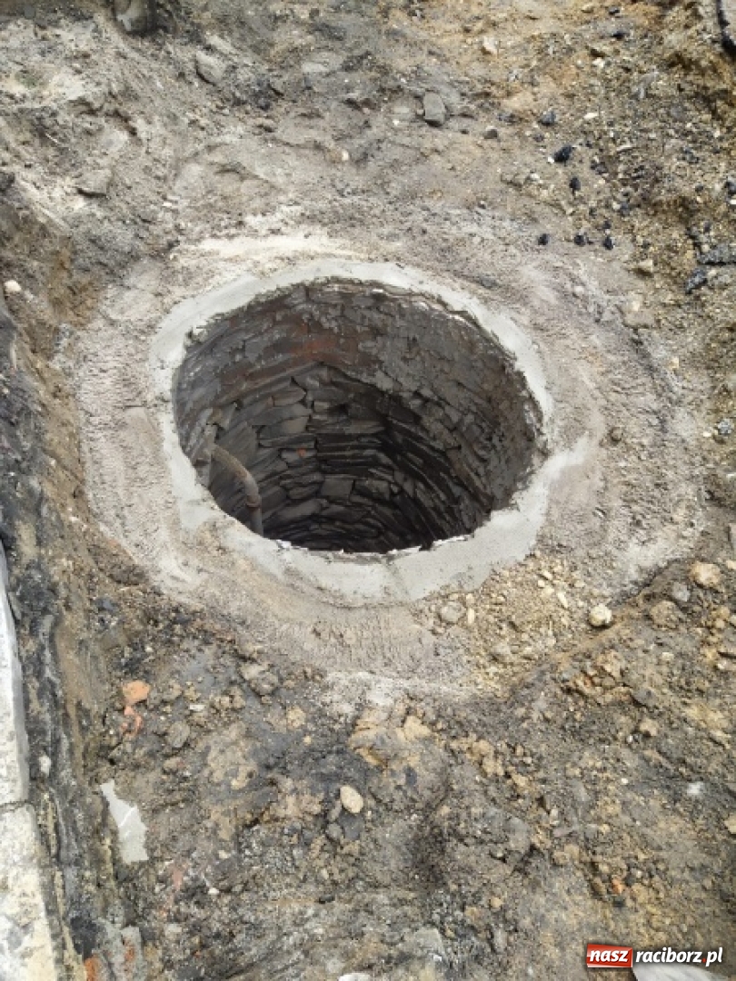 Zdjęcie w galerii na portalu naszraciborz.pl: W Krzanowicach odnaleziono studnię z końca XVIII wieku  wiadomości z regionu