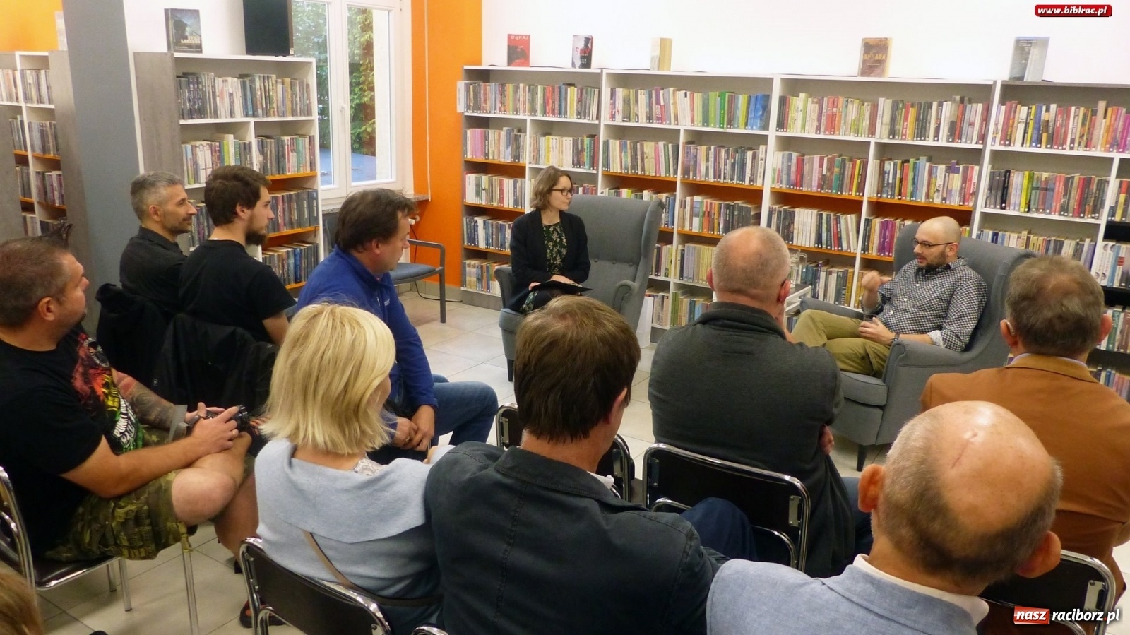 Zdjęcie w galerii na portalu naszraciborz.pl: Literacka jesień z Księgarnią SOWA: Filip Springer  wiadomości z regionu