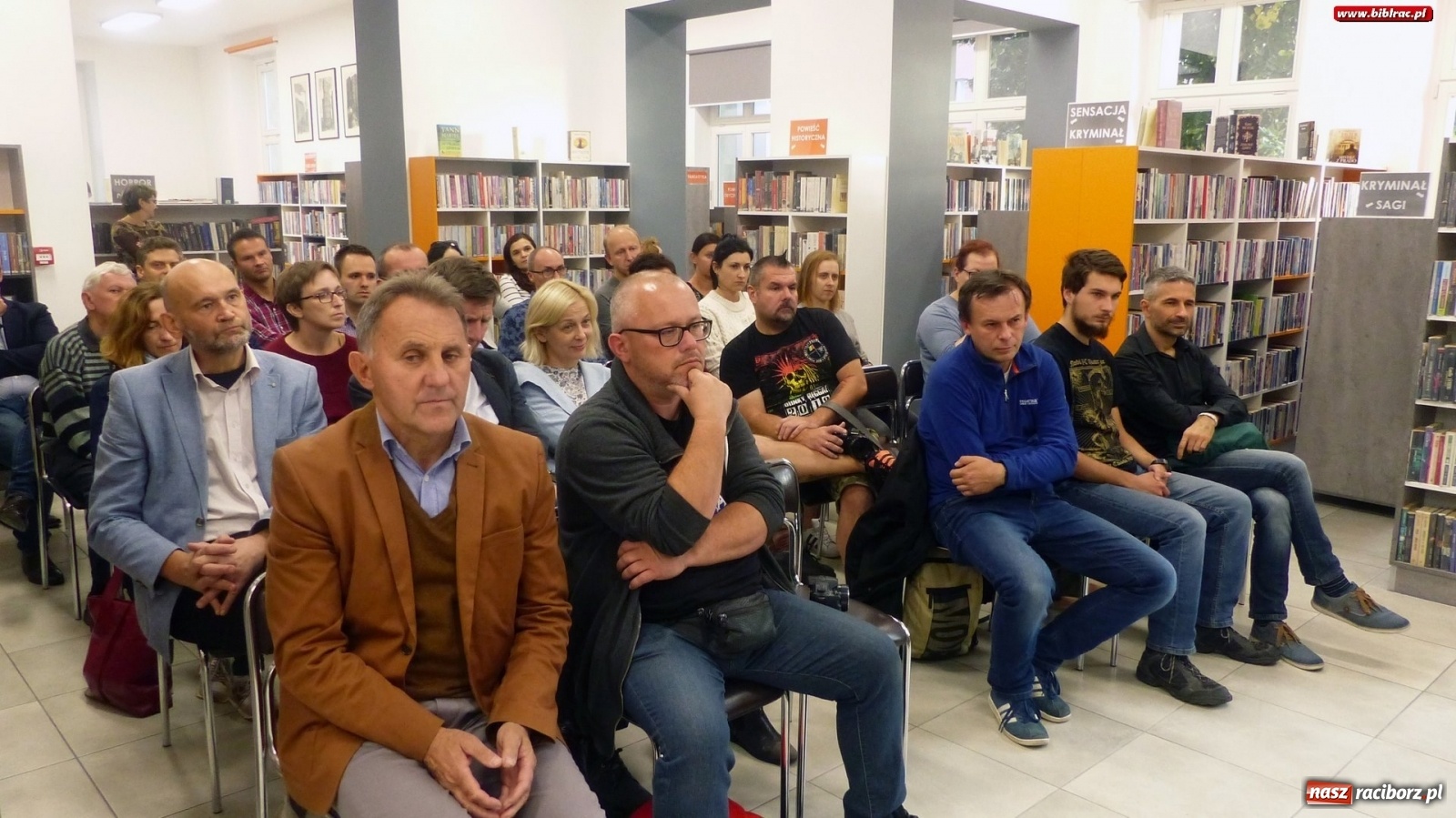 Zdjęcie w galerii na portalu naszraciborz.pl: Literacka jesień z Księgarnią SOWA: Filip Springer  wiadomości z regionu