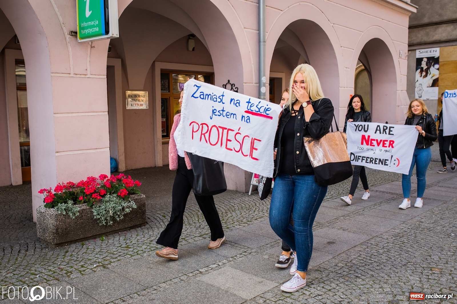 Zdjęcie w galerii na portalu naszraciborz.pl: Najpierw natura, potem matura. Ekonomik w globalnej akcji wiadomości z regionu
