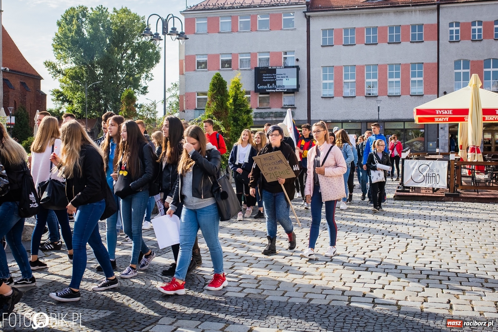 Zdjęcie w galerii na portalu naszraciborz.pl: Najpierw natura, potem matura. Ekonomik w globalnej akcji wiadomości z regionu