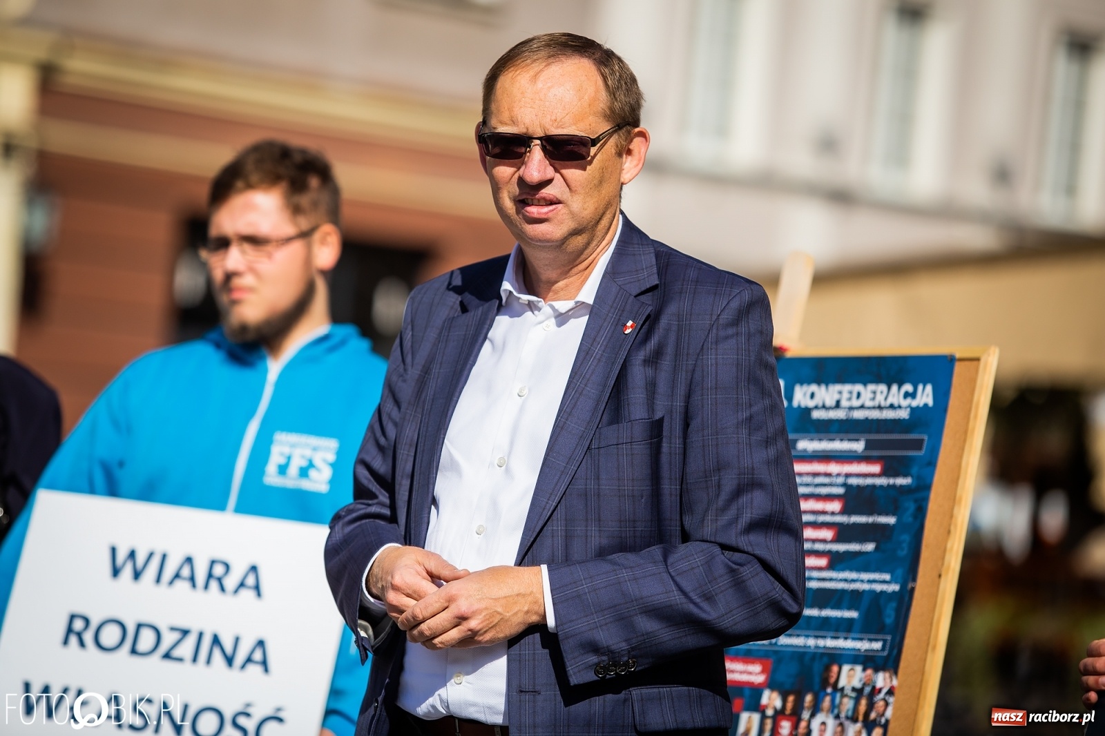 Zdjęcie w galerii na portalu naszraciborz.pl: Kandydat Konfederacji agitował w Raciborzu [FOTO i WIDEO] wiadomości z regionu