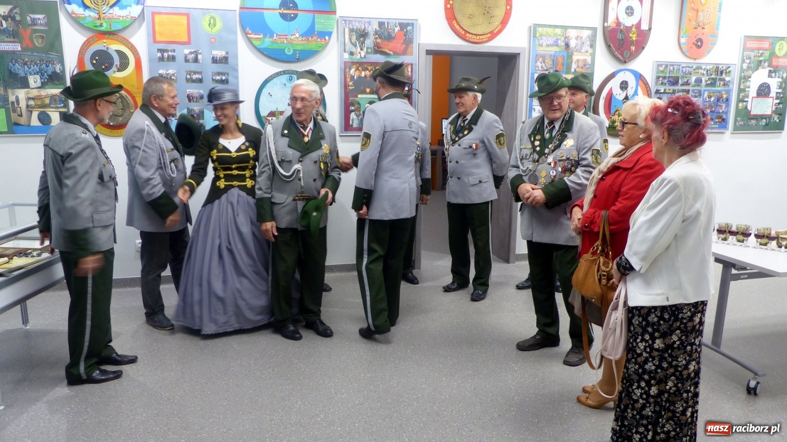 Zdjęcie w galerii na portalu naszraciborz.pl: Tradycja Raciborskiego Kurkowego Bractwa Strzeleckiego wciąż żywa [FOTO] wiadomości z regionu