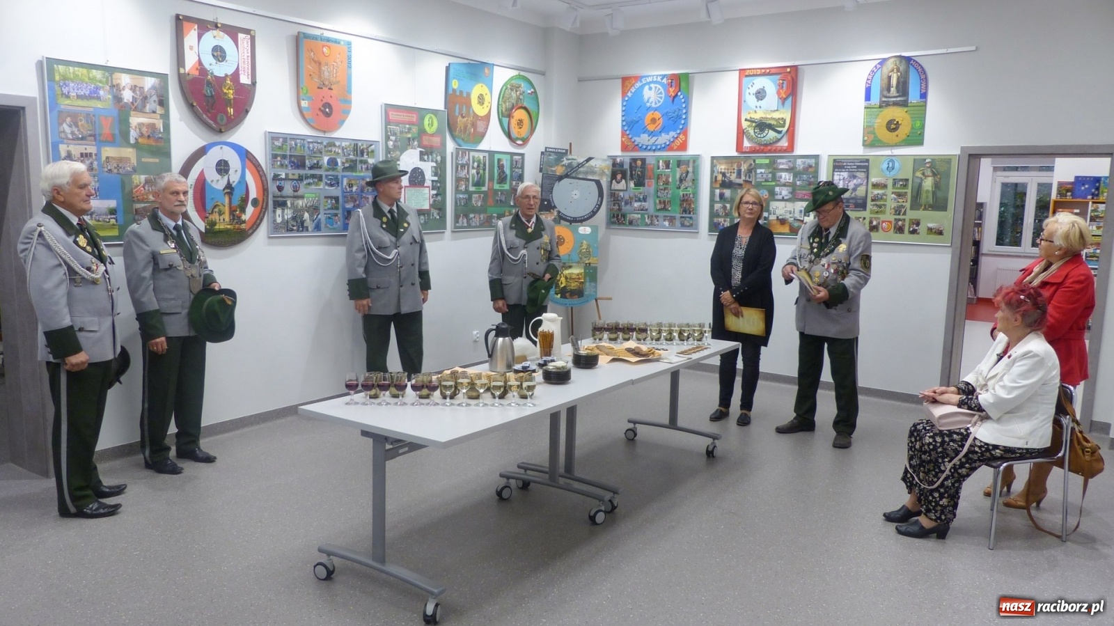 Zdjęcie w galerii na portalu naszraciborz.pl: Tradycja Raciborskiego Kurkowego Bractwa Strzeleckiego wciąż żywa [FOTO] wiadomości z regionu