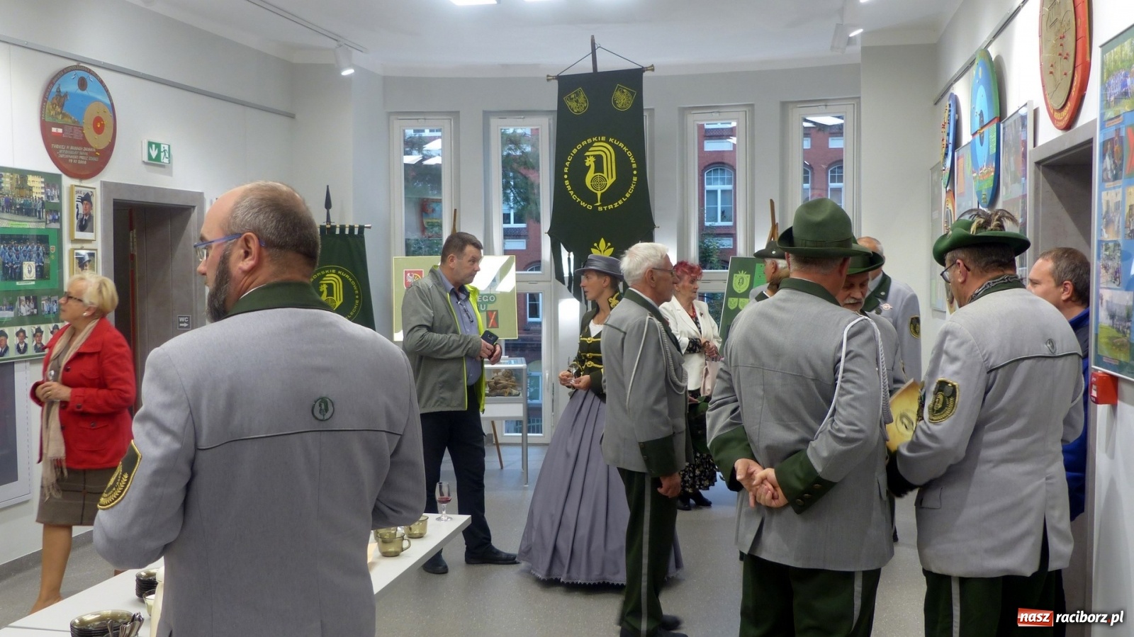 Zdjęcie w galerii na portalu naszraciborz.pl: Tradycja Raciborskiego Kurkowego Bractwa Strzeleckiego wciąż żywa [FOTO] wiadomości z regionu