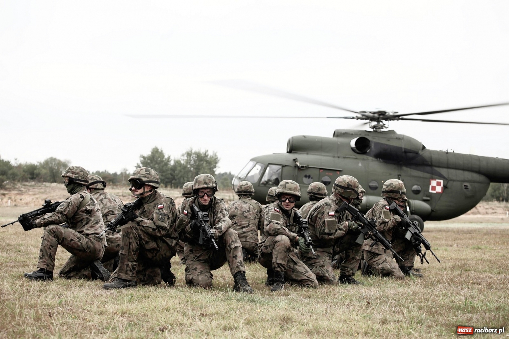 Zdjęcie w galerii na portalu naszraciborz.pl: Tak się szkolą śląscy terytorialsi wiadomości z regionu