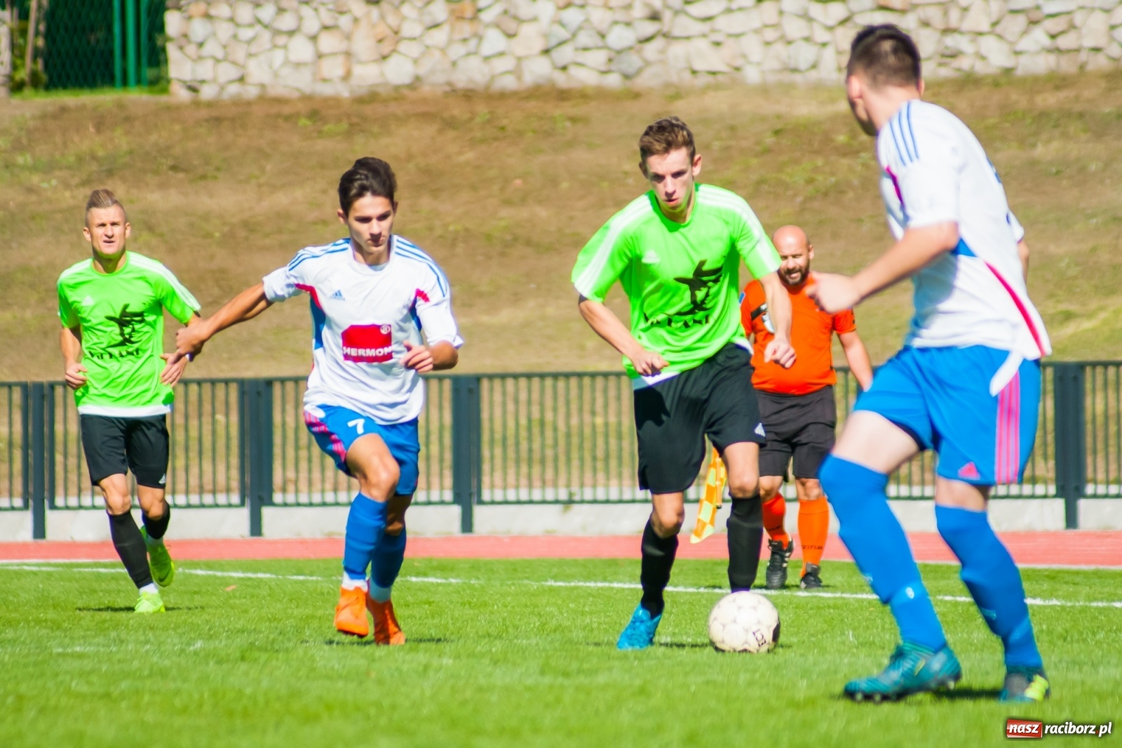 Zdjęcie w galerii na portalu naszraciborz.pl: LKS Tworków zdemolował Unię Racibórz [FOTO i WIDEO] wiadomości z regionu