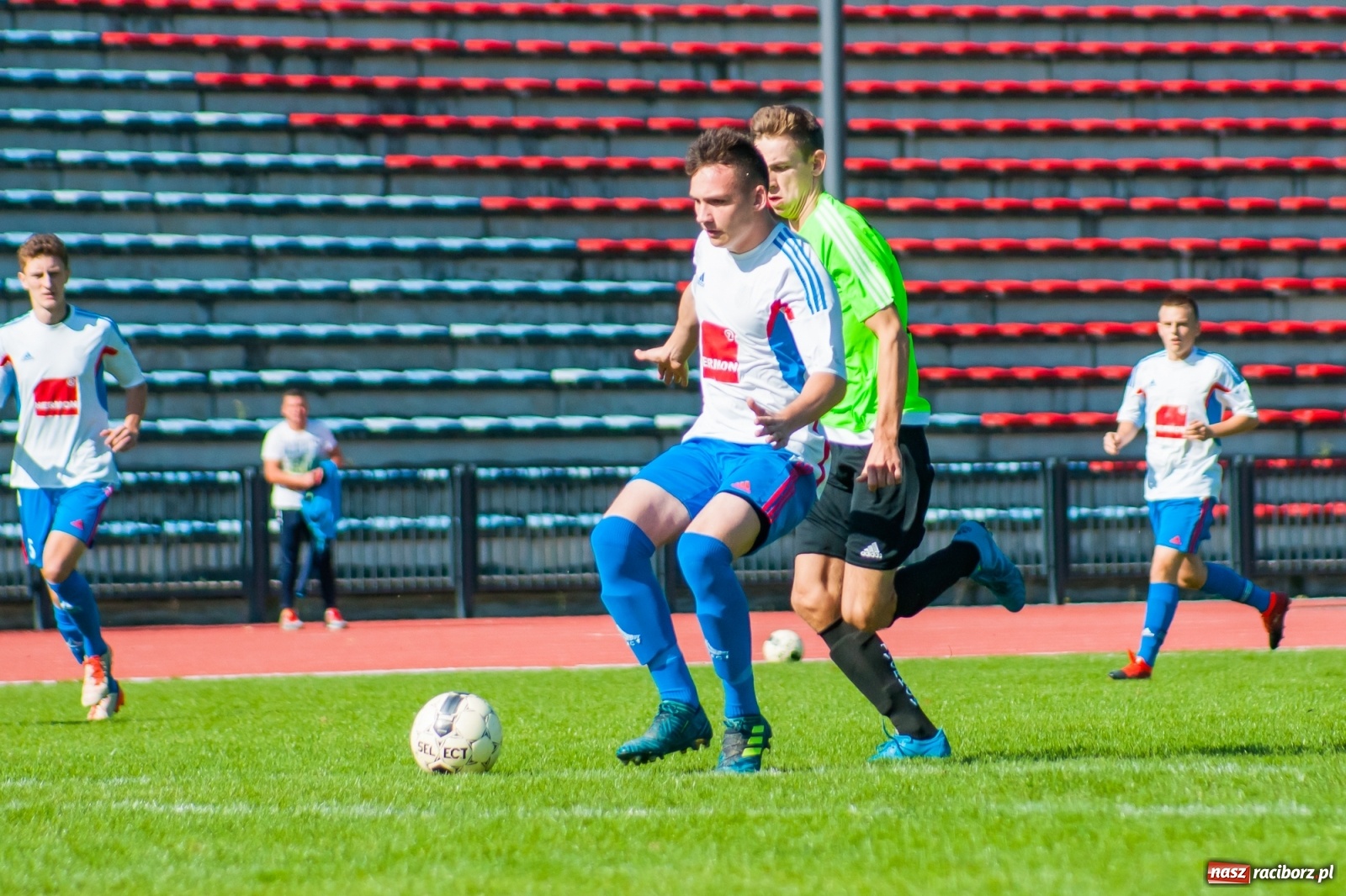 Zdjęcie w galerii na portalu naszraciborz.pl: LKS Tworków zdemolował Unię Racibórz [FOTO i WIDEO] wiadomości z regionu