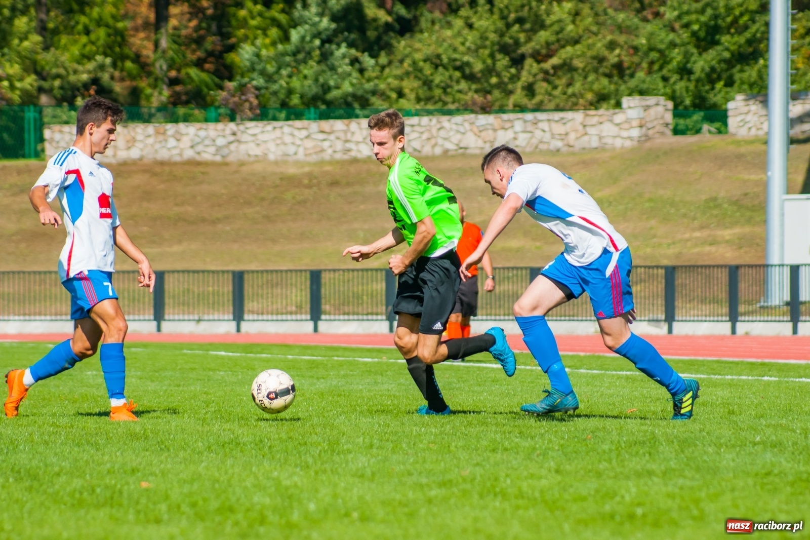 Zdjęcie w galerii na portalu naszraciborz.pl: LKS Tworków zdemolował Unię Racibórz [FOTO i WIDEO] wiadomości z regionu