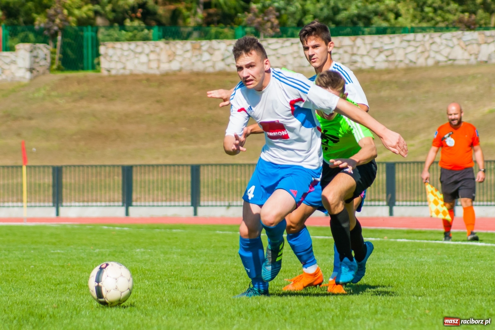 Zdjęcie w galerii na portalu naszraciborz.pl: LKS Tworków zdemolował Unię Racibórz [FOTO i WIDEO] wiadomości z regionu