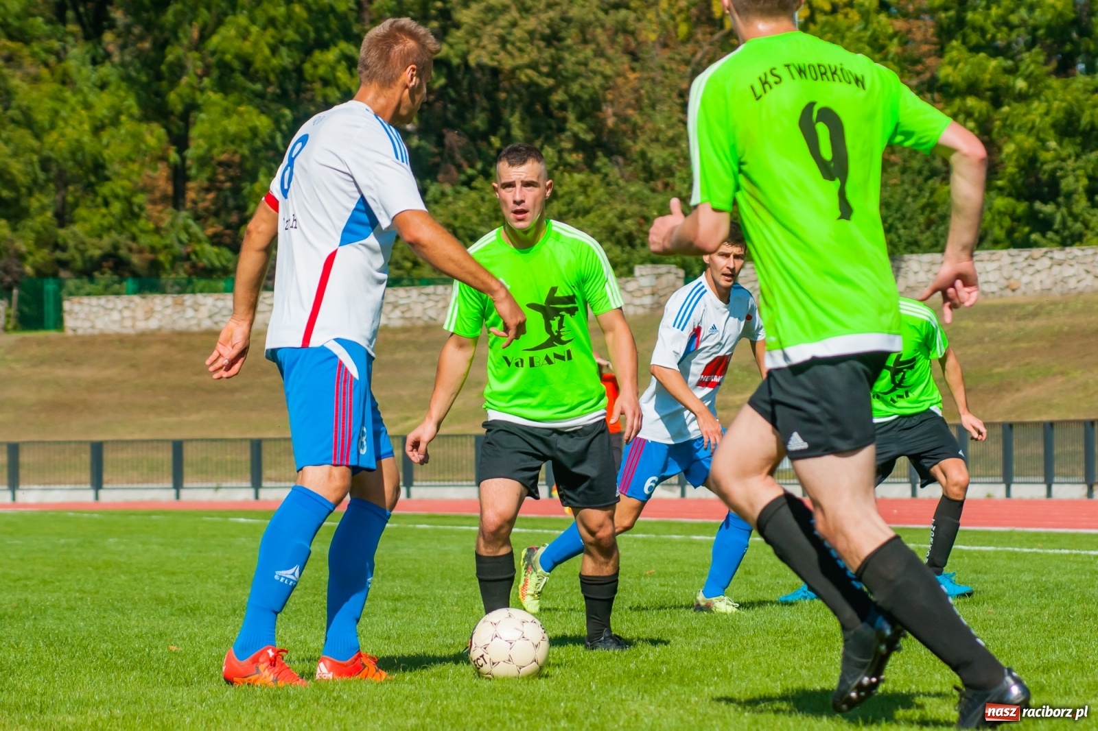 Zdjęcie w galerii na portalu naszraciborz.pl: LKS Tworków zdemolował Unię Racibórz [FOTO i WIDEO] wiadomości z regionu