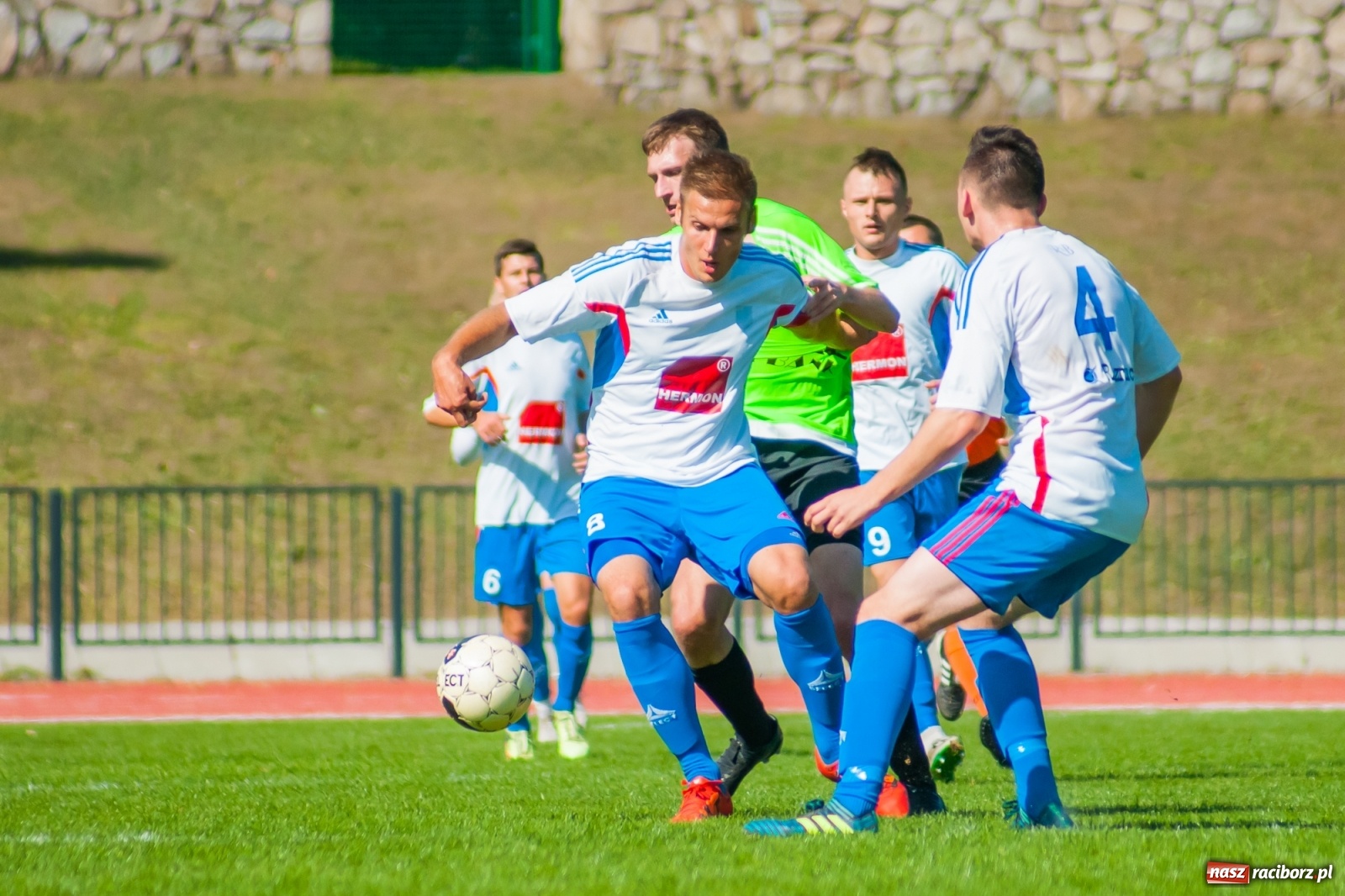 Zdjęcie w galerii na portalu naszraciborz.pl: LKS Tworków zdemolował Unię Racibórz [FOTO i WIDEO] wiadomości z regionu