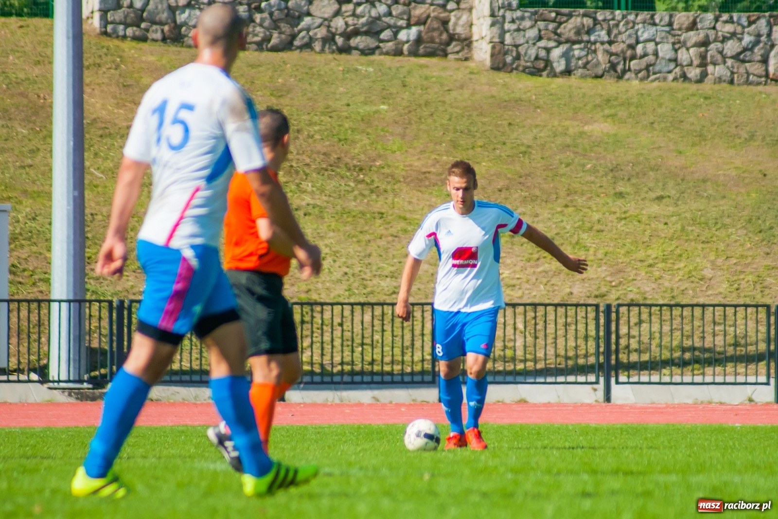 Zdjęcie w galerii na portalu naszraciborz.pl: LKS Tworków zdemolował Unię Racibórz [FOTO i WIDEO] wiadomości z regionu