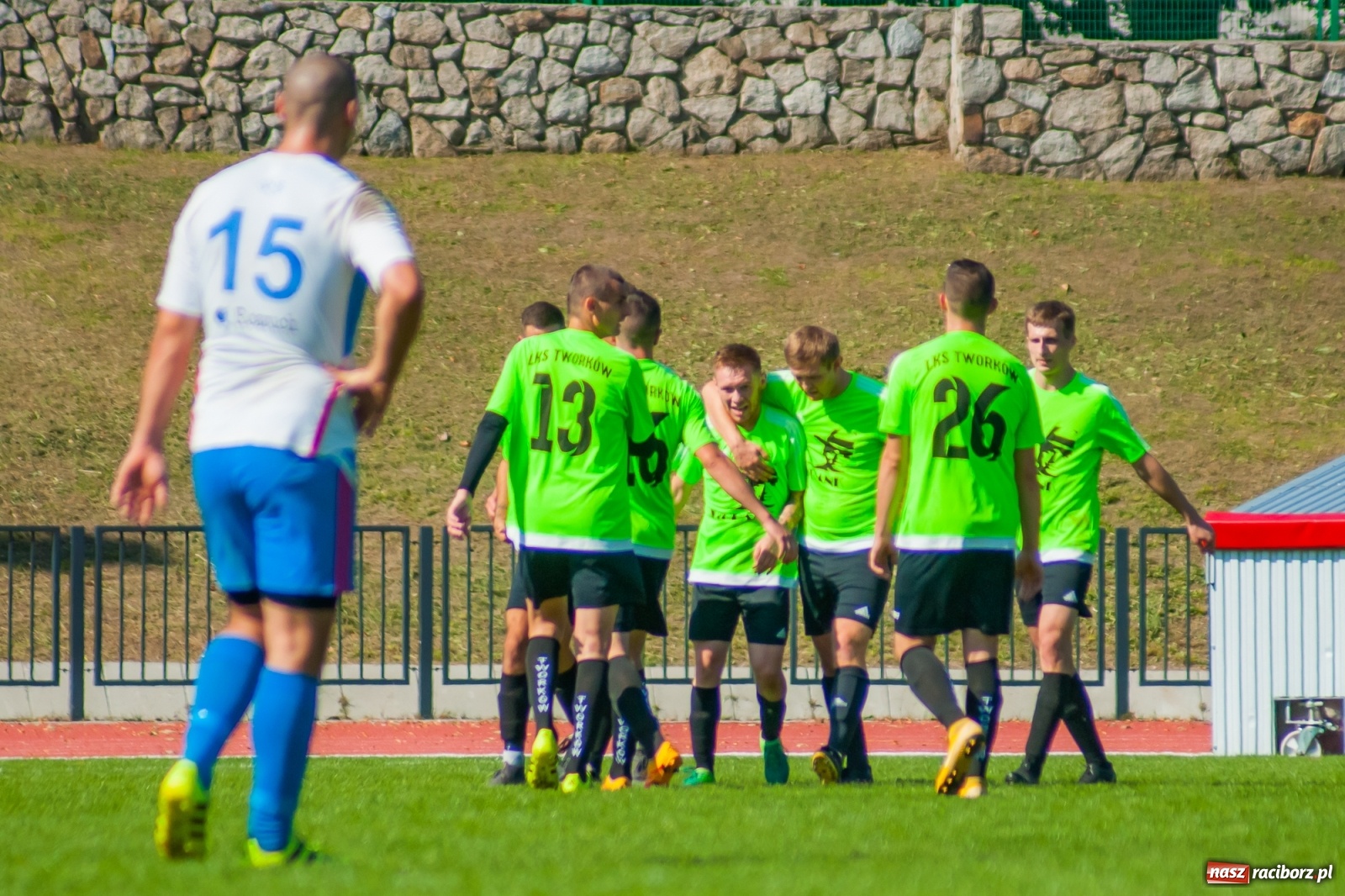 Zdjęcie w galerii na portalu naszraciborz.pl: LKS Tworków zdemolował Unię Racibórz [FOTO i WIDEO] wiadomości z regionu