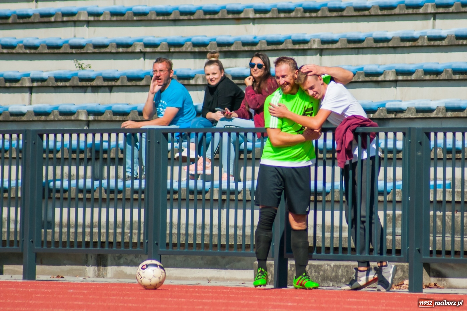 Zdjęcie w galerii na portalu naszraciborz.pl: LKS Tworków zdemolował Unię Racibórz [FOTO i WIDEO] wiadomości z regionu