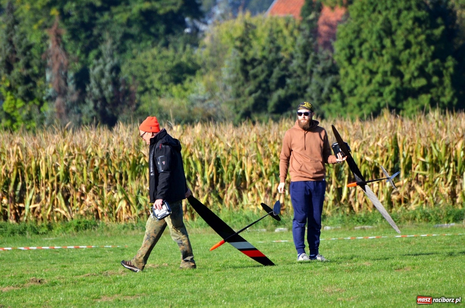 Zdjęcie w galerii na portalu naszraciborz.pl: Racibórz Cup. Modelarze rywalizują na Płoni wiadomości z regionu