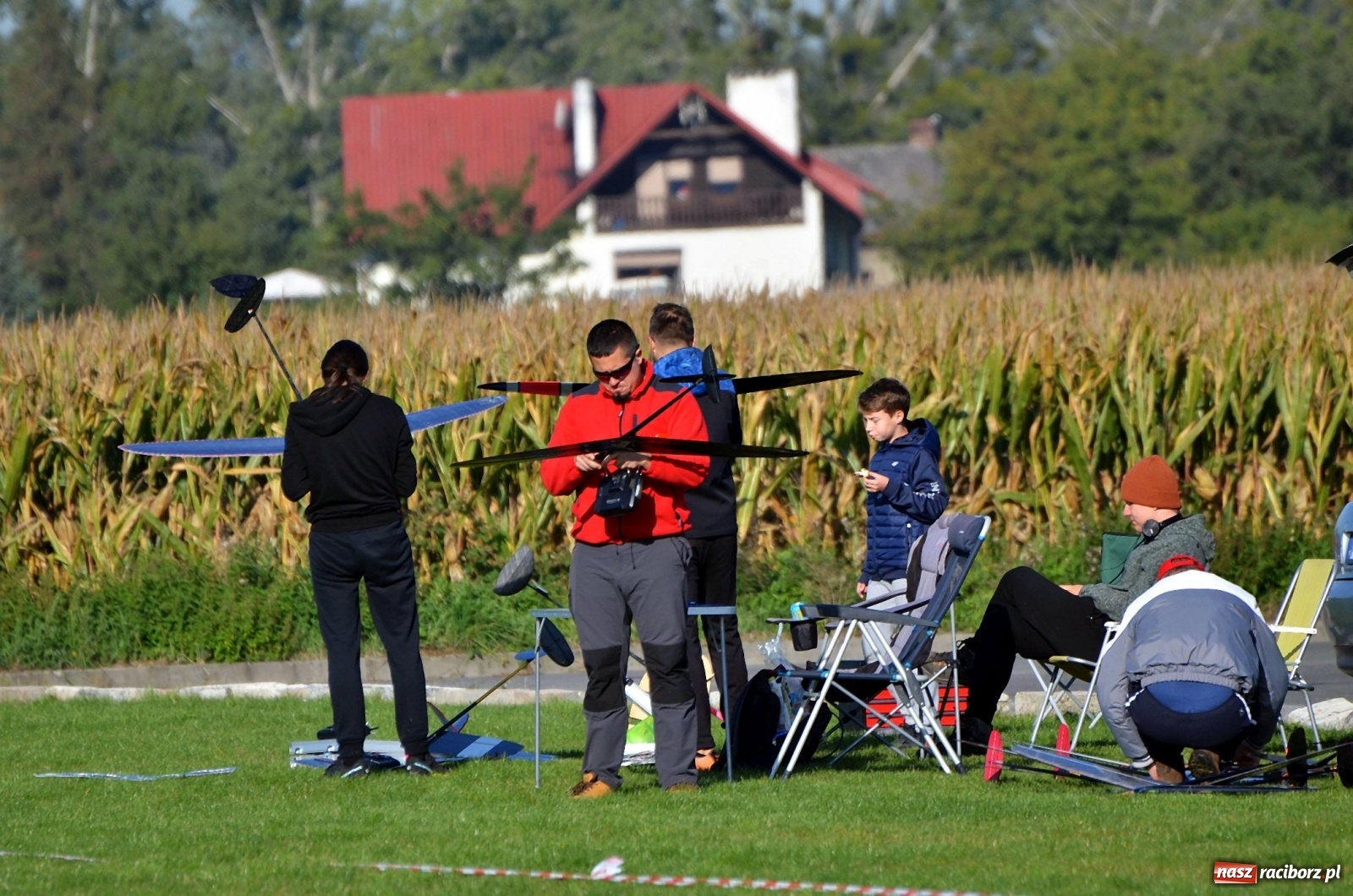 Zdjęcie w galerii na portalu naszraciborz.pl: Racibórz Cup. Modelarze rywalizują na Płoni wiadomości z regionu