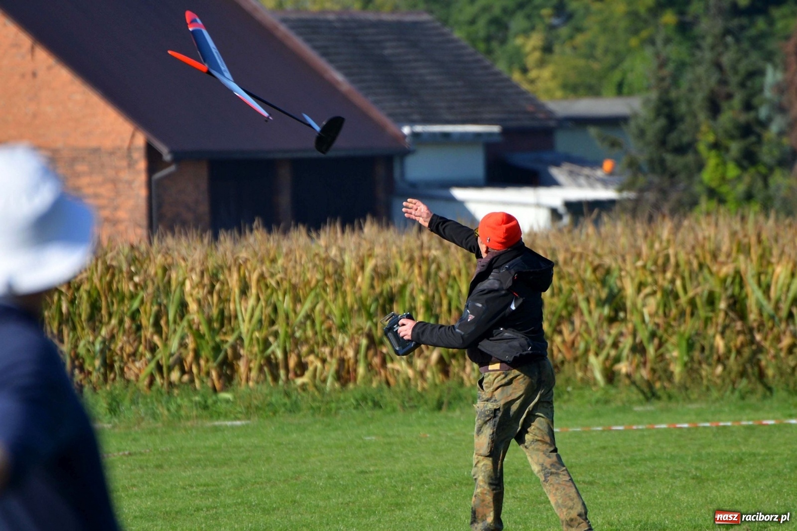 Zdjęcie w galerii na portalu naszraciborz.pl: Racibórz Cup. Modelarze rywalizują na Płoni wiadomości z regionu