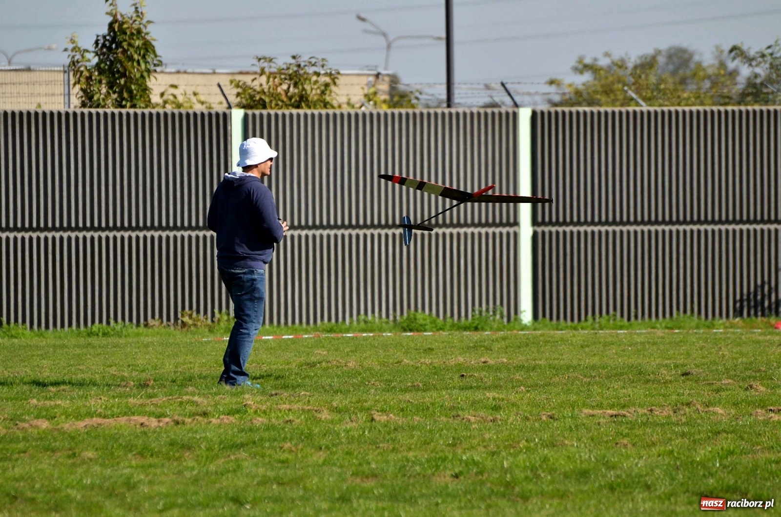 Zdjęcie w galerii na portalu naszraciborz.pl: Racibórz Cup. Modelarze rywalizują na Płoni wiadomości z regionu
