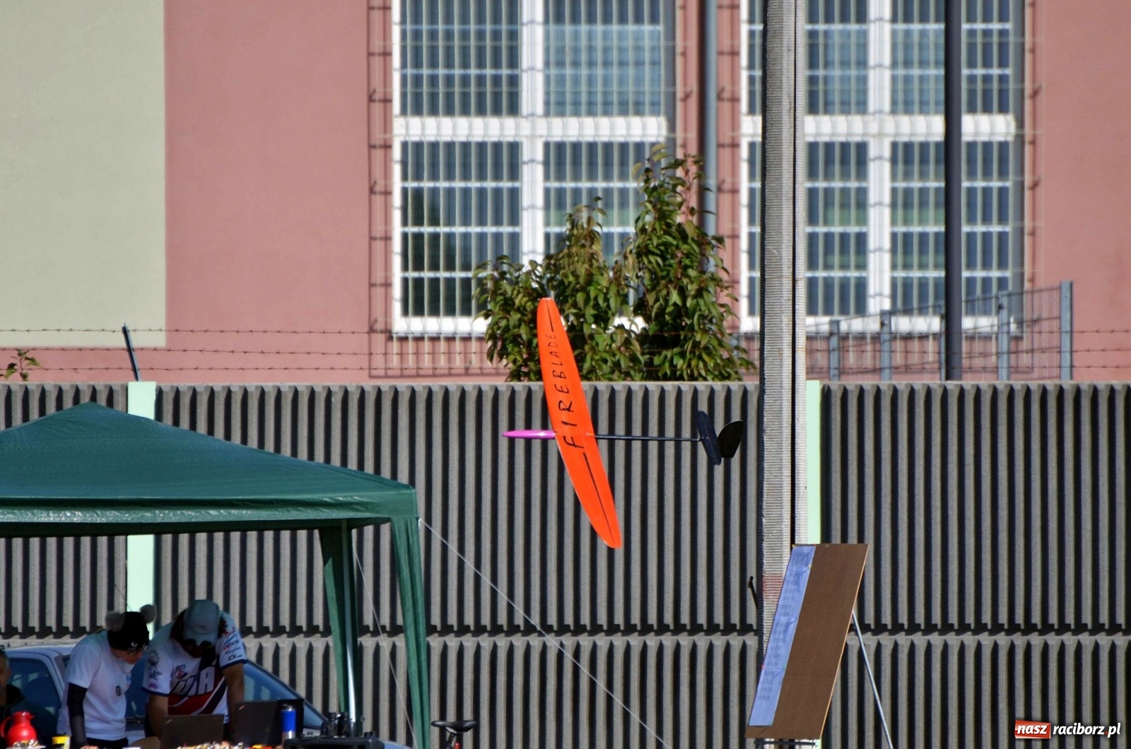 Zdjęcie w galerii na portalu naszraciborz.pl: Racibórz Cup. Modelarze rywalizują na Płoni wiadomości z regionu