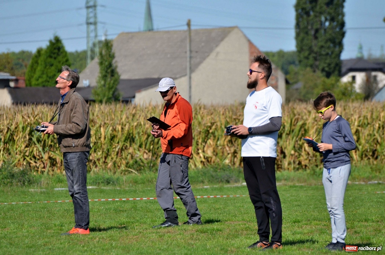 Zdjęcie w galerii na portalu naszraciborz.pl: Racibórz Cup. Modelarze rywalizują na Płoni wiadomości z regionu