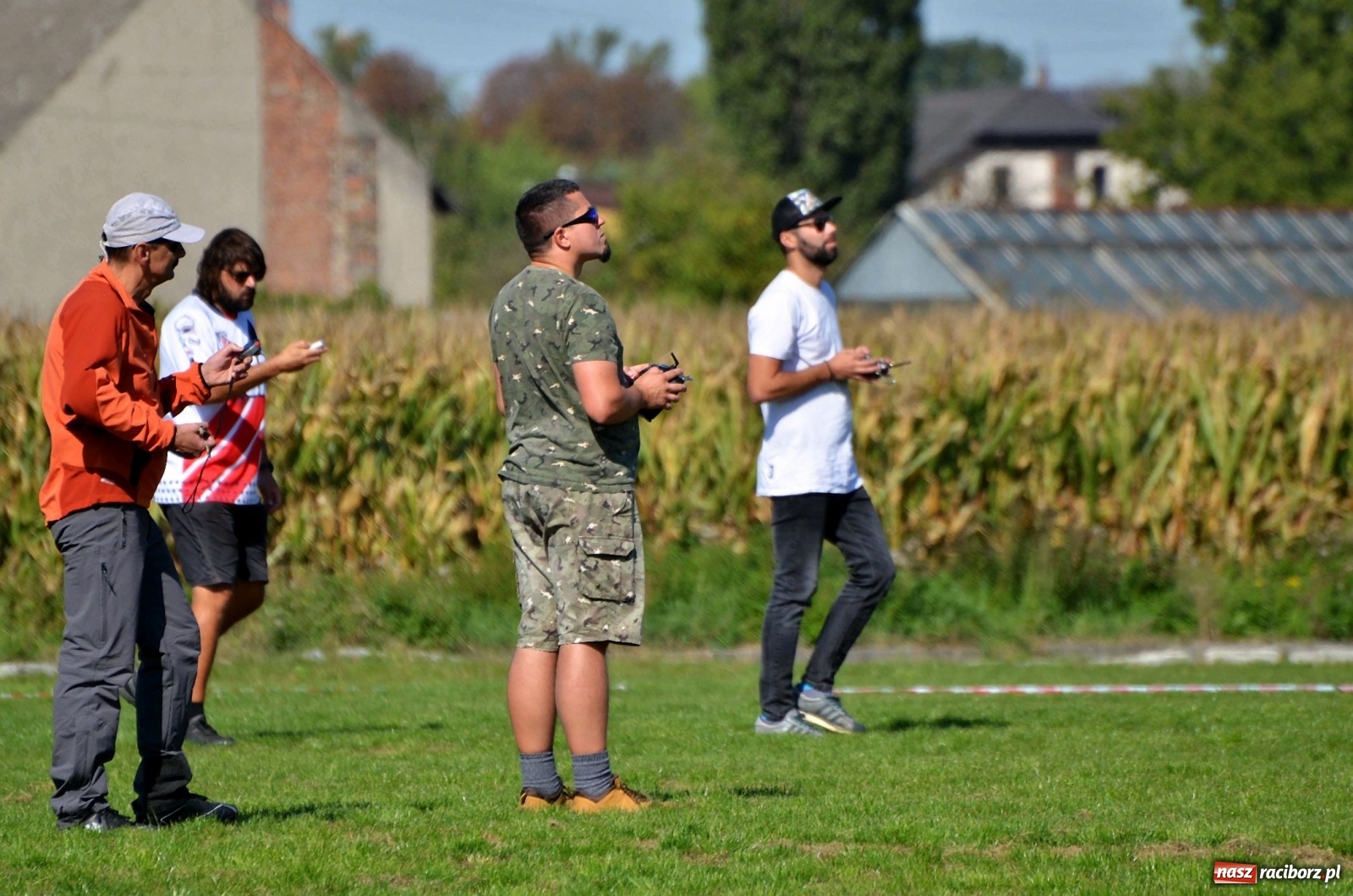 Zdjęcie w galerii na portalu naszraciborz.pl: Racibórz Cup. Modelarze rywalizują na Płoni wiadomości z regionu