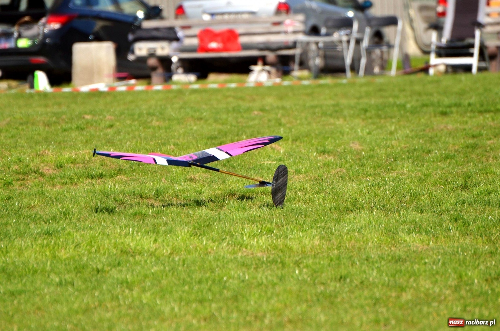 Zdjęcie w galerii na portalu naszraciborz.pl: Racibórz Cup. Modelarze rywalizują na Płoni wiadomości z regionu