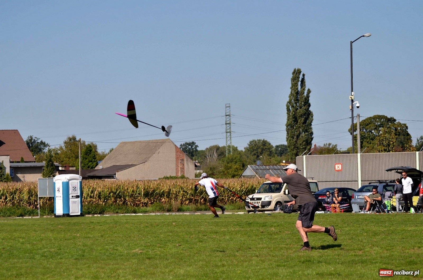 Zdjęcie w galerii na portalu naszraciborz.pl: Racibórz Cup. Modelarze rywalizują na Płoni wiadomości z regionu