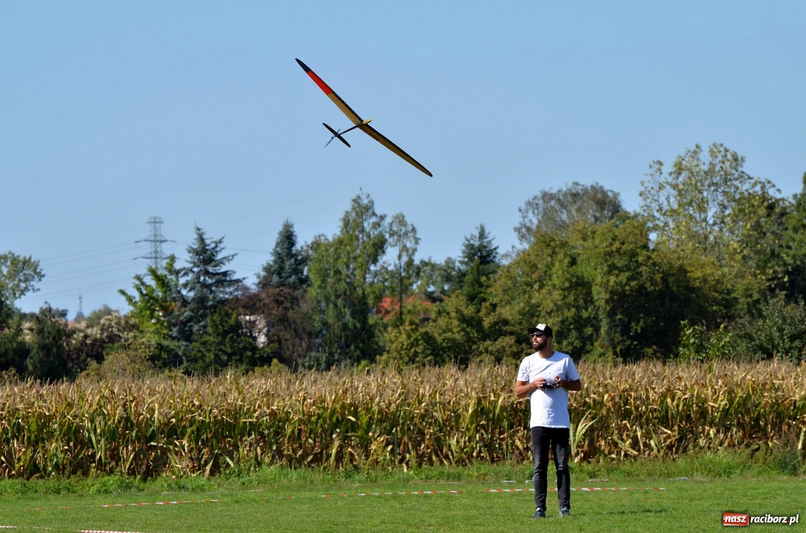 Zdjęcie w galerii na portalu naszraciborz.pl: Racibórz Cup. Modelarze rywalizują na Płoni wiadomości z regionu