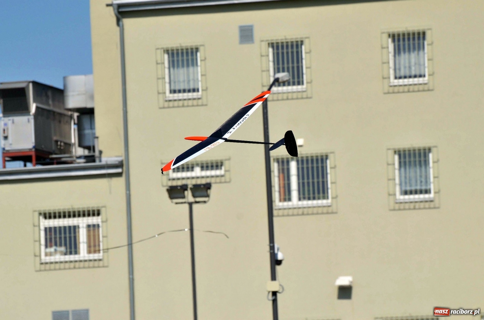 Zdjęcie w galerii na portalu naszraciborz.pl: Racibórz Cup. Modelarze rywalizują na Płoni wiadomości z regionu