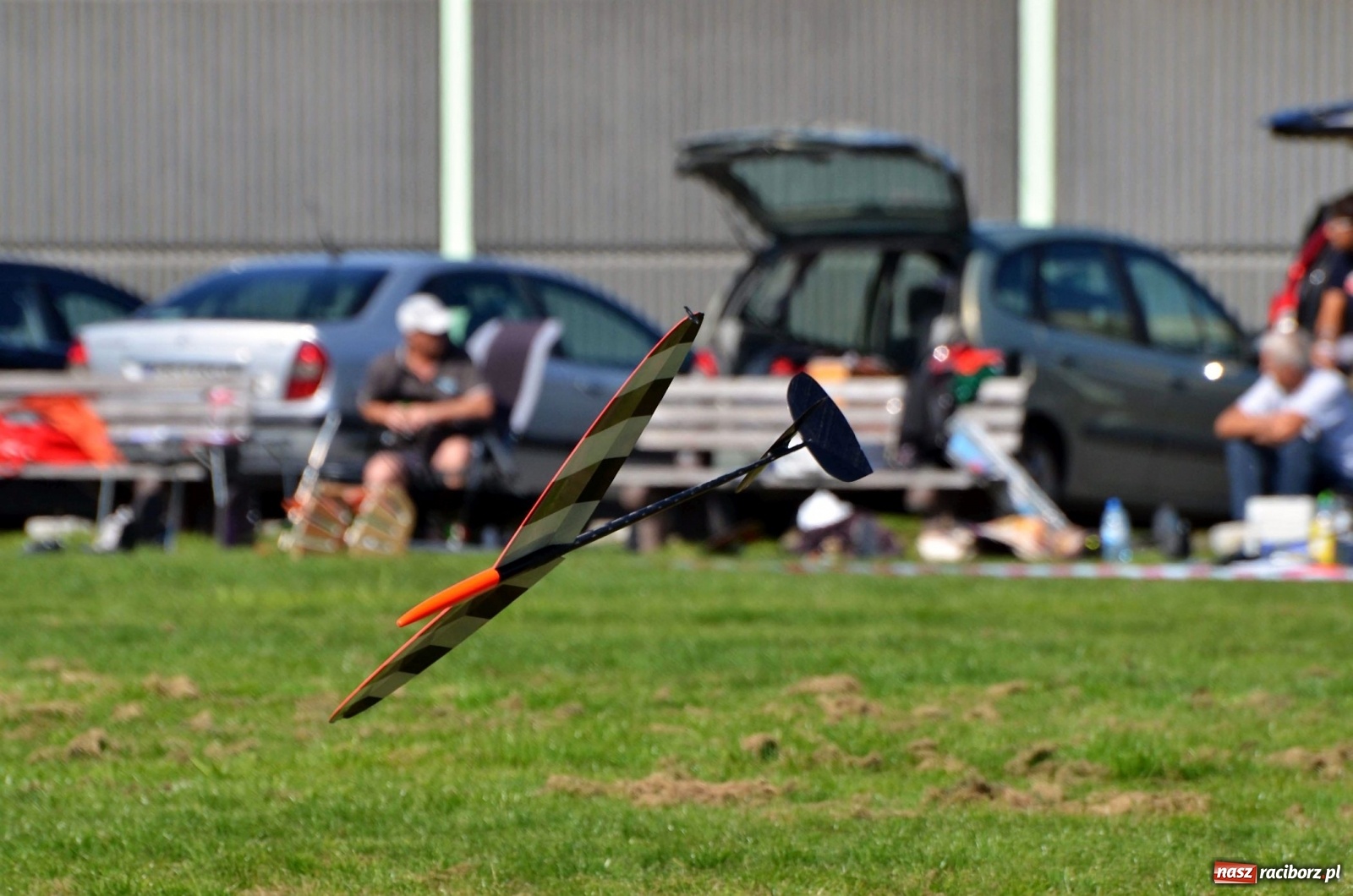 Zdjęcie w galerii na portalu naszraciborz.pl: Racibórz Cup. Modelarze rywalizują na Płoni wiadomości z regionu