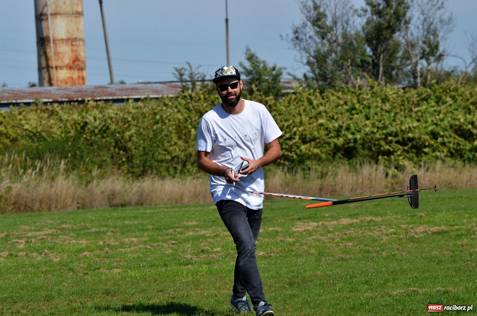 Zdjęcie w galerii na portalu naszraciborz.pl: Racibórz Cup. Modelarze rywalizują na Płoni wiadomości z regionu