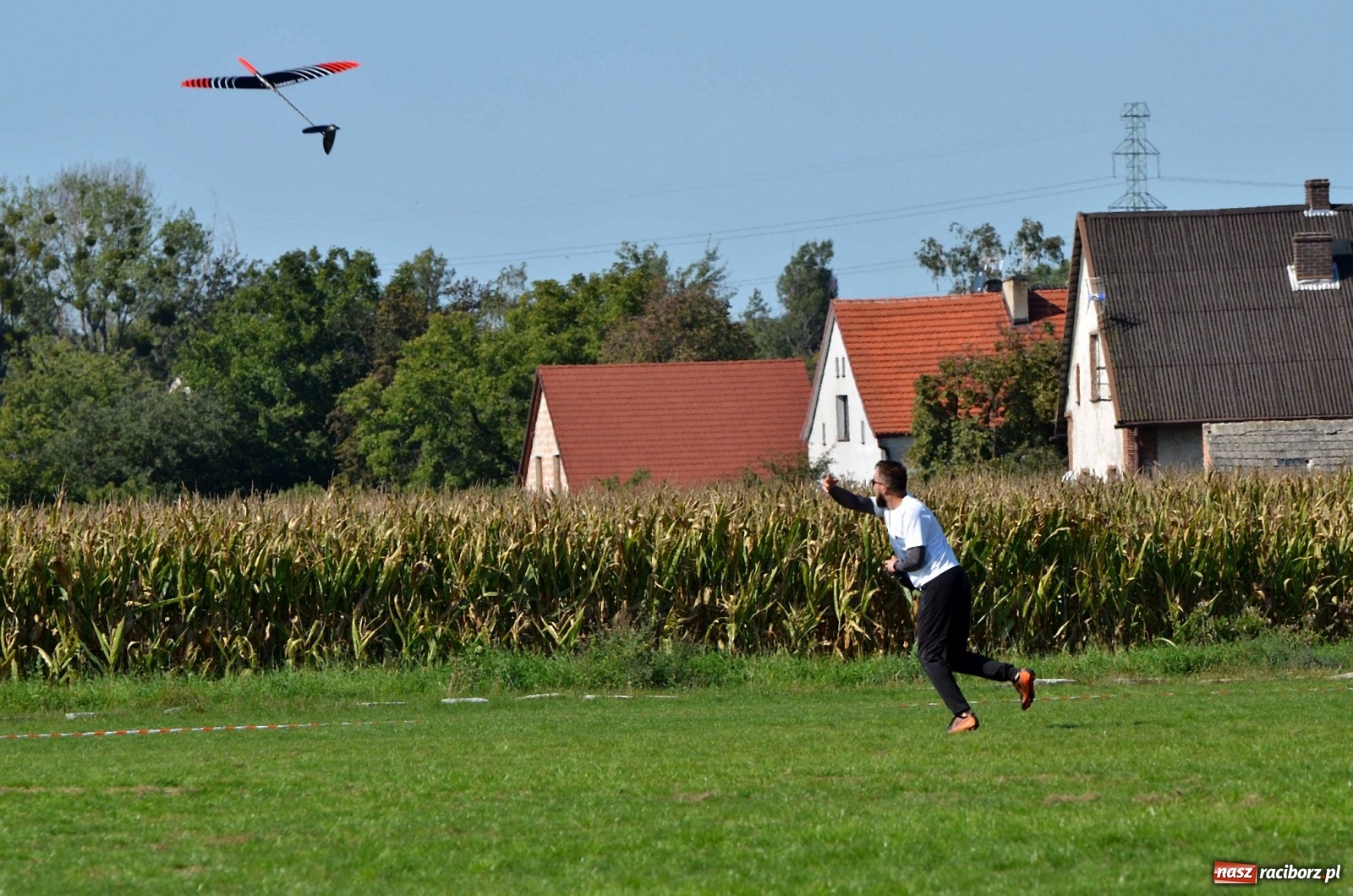 Zdjęcie w galerii na portalu naszraciborz.pl: Racibórz Cup. Modelarze rywalizują na Płoni wiadomości z regionu