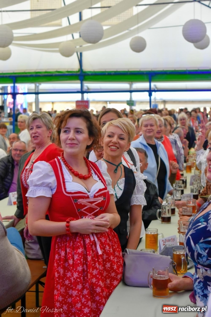 Zdjęcie w galerii na portalu naszraciborz.pl: Piwosze świętują. W Monachium i... w Szymocicach wiadomości z regionu