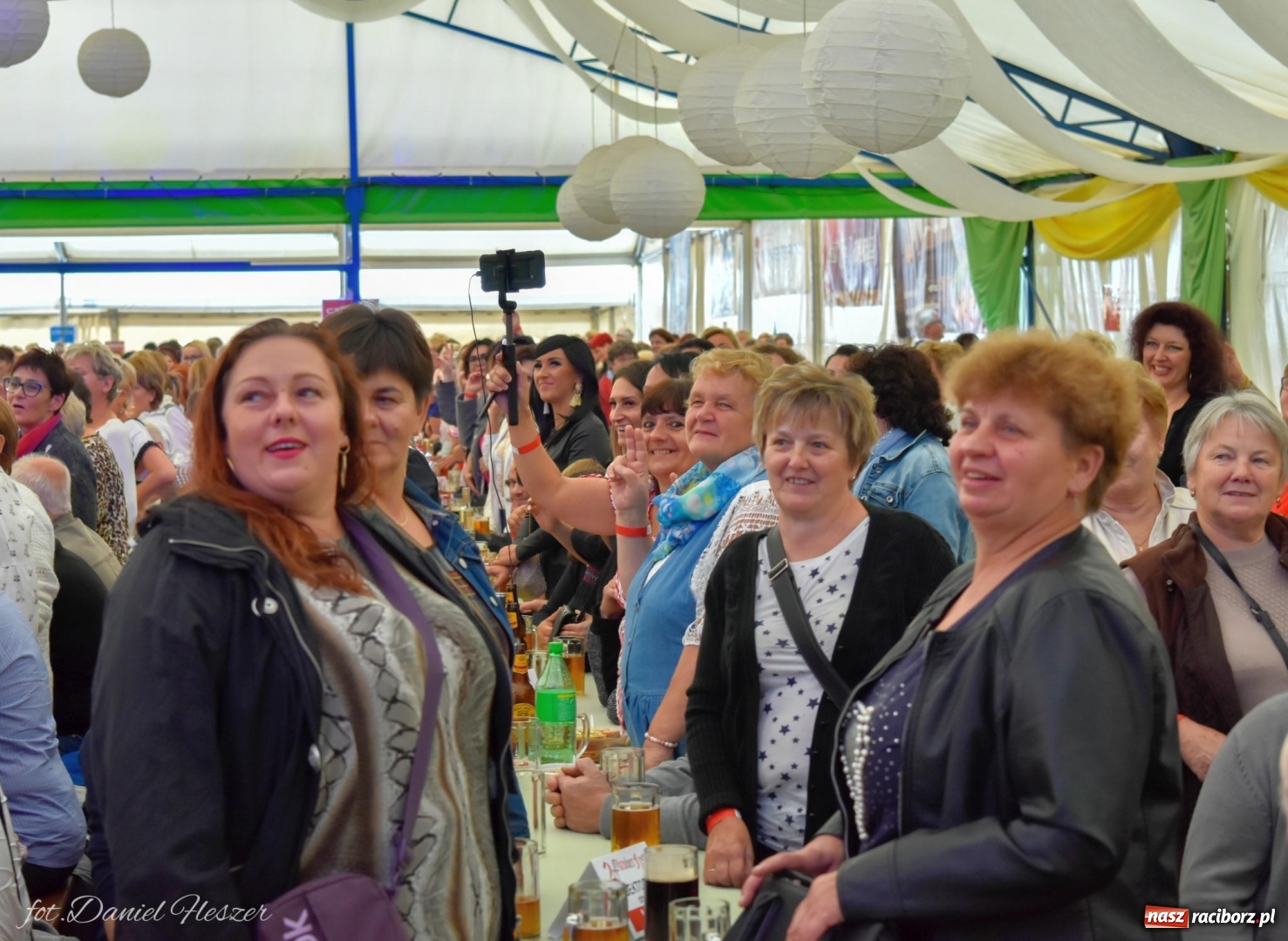 Zdjęcie w galerii na portalu naszraciborz.pl: Piwosze świętują. W Monachium i... w Szymocicach wiadomości z regionu